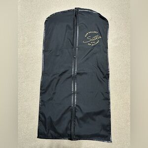 Sitka of Alaska Black Garment Travel Storage Bag 44x24x4”